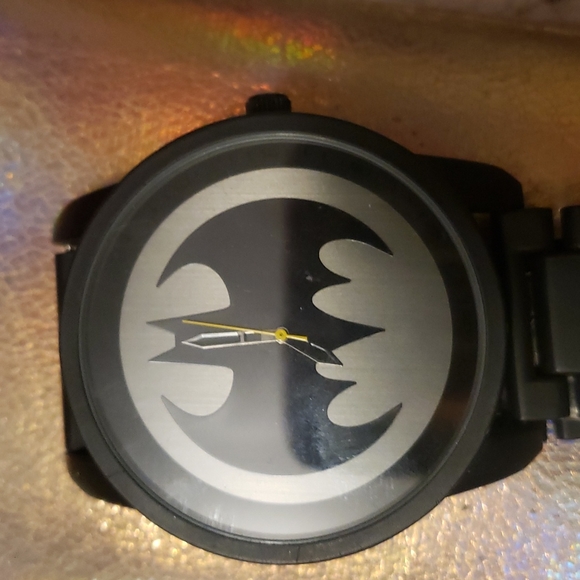 Perfect condition Batman watch - Picture 2 of 8